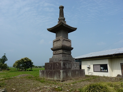 石製宝篋印塔（黄梅寺）