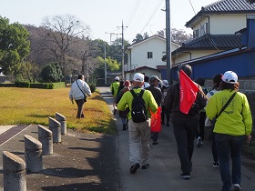 薬師寺跡へ